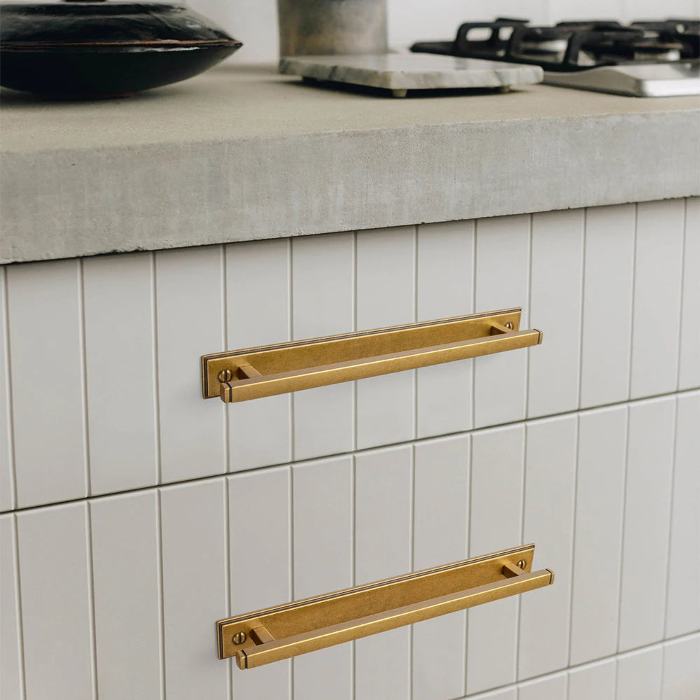 The Backplate Bar Pull (Set of 2) — Brushed Brass