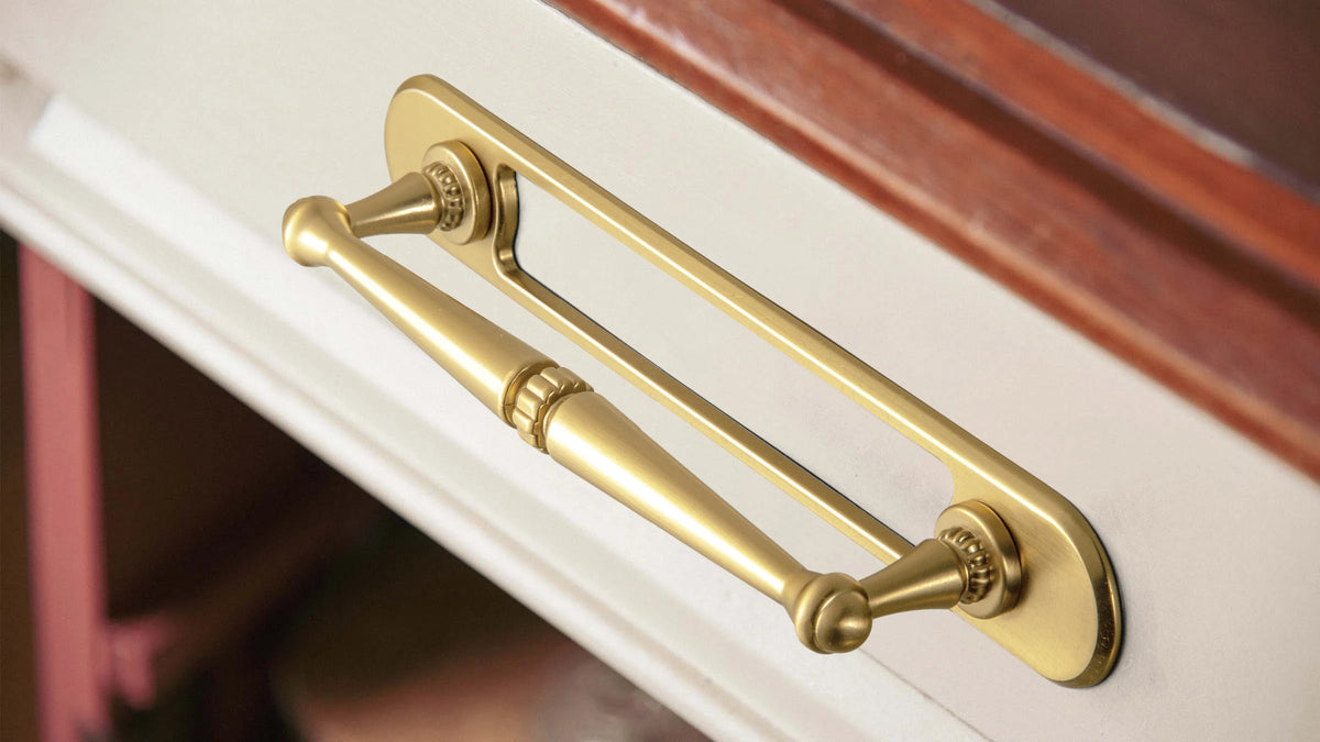 The Vintage Bar Backplate Cabinet Pull (Set of 2) — Brushed Brass