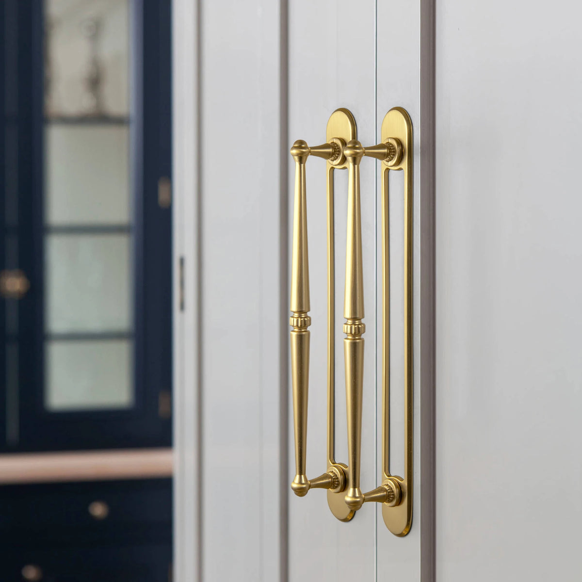 The Vintage Bar Backplate Cabinet Pull (Set of 2) — Brushed Brass