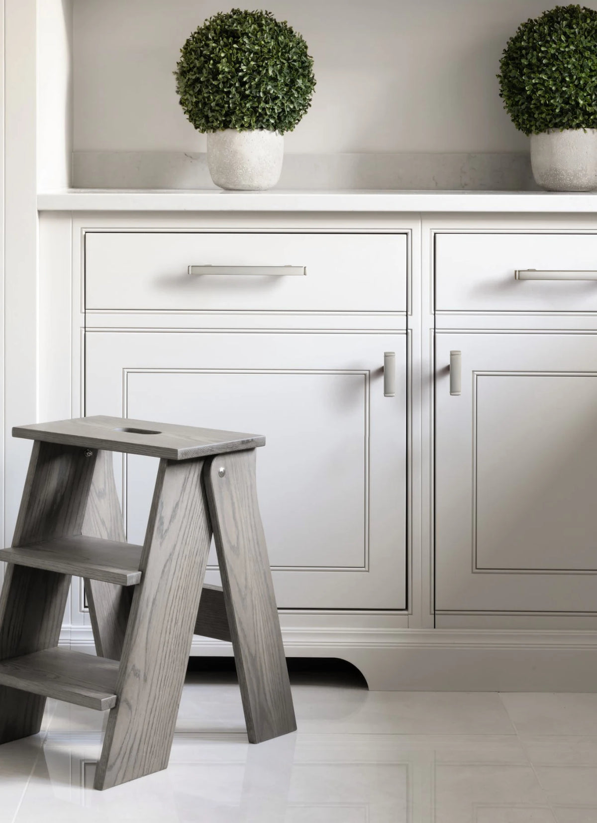 The Modern Multi-Size Cabinet Bar Pull (6-Pack) — Brushed Brass
