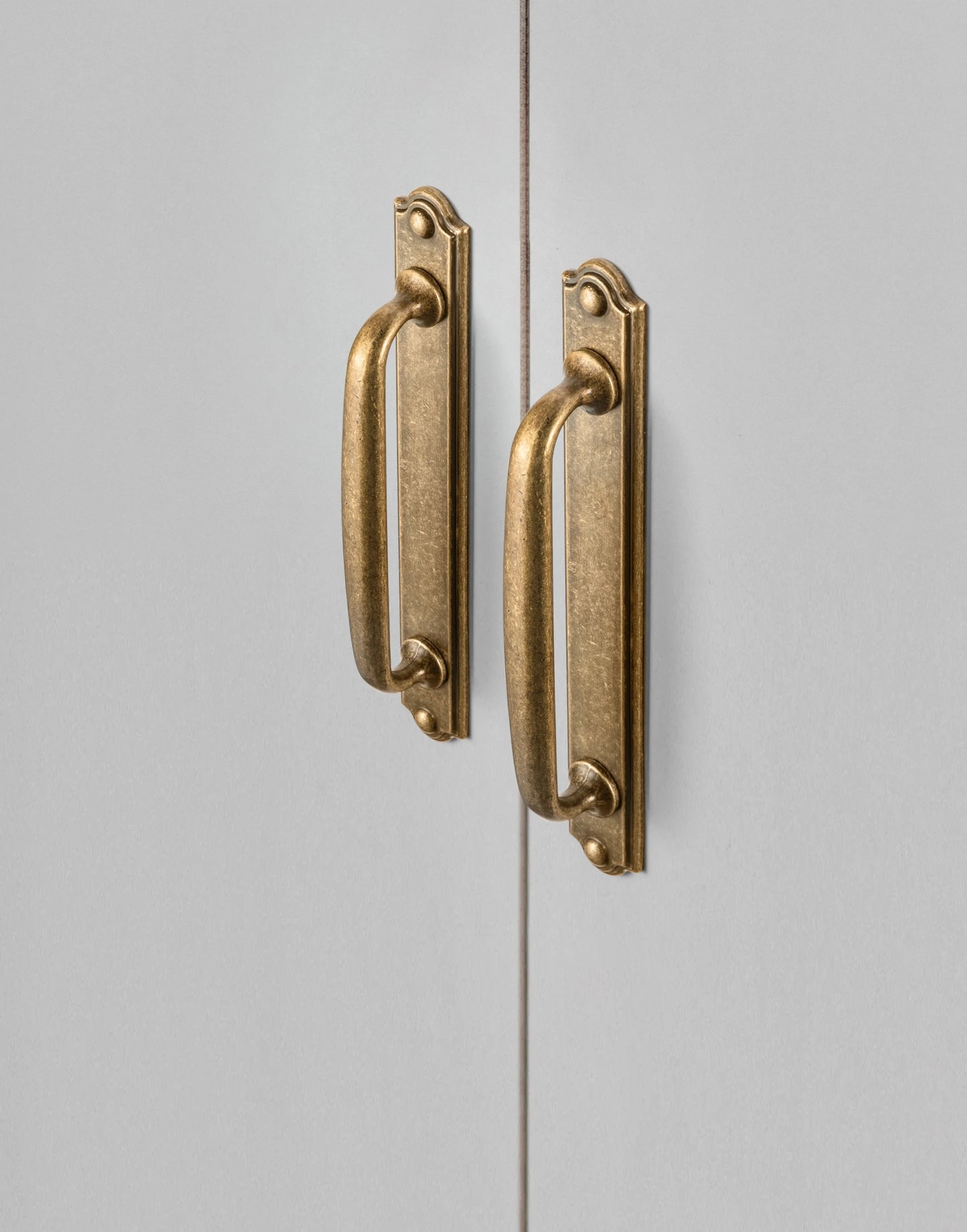 The Spacer Backplate Cabinet Bar Pull (Set of 2) — Brushed Brass