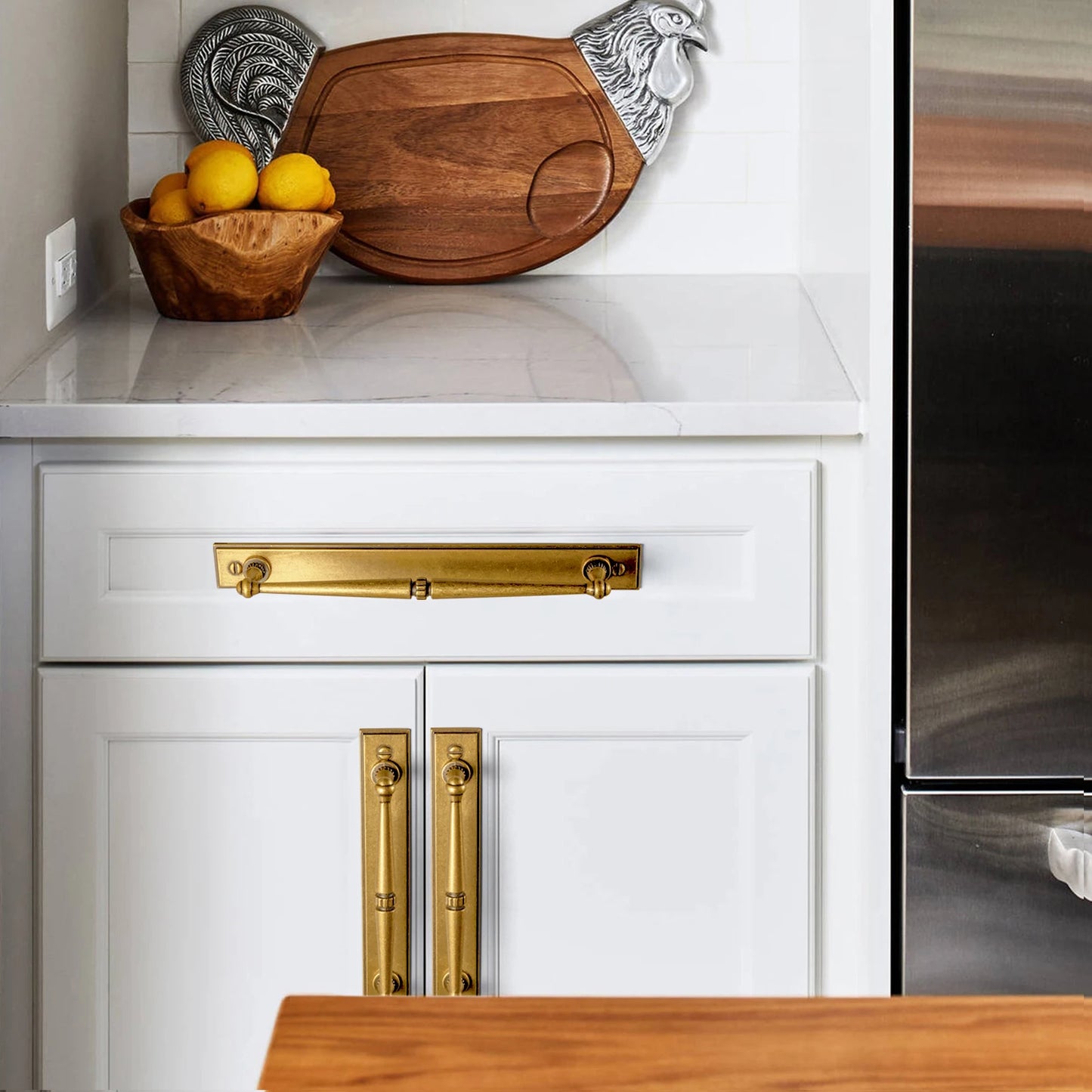 The Vintage Multi-Size Backplate Cabinet Pull (Set of 2) — Brushed Brass